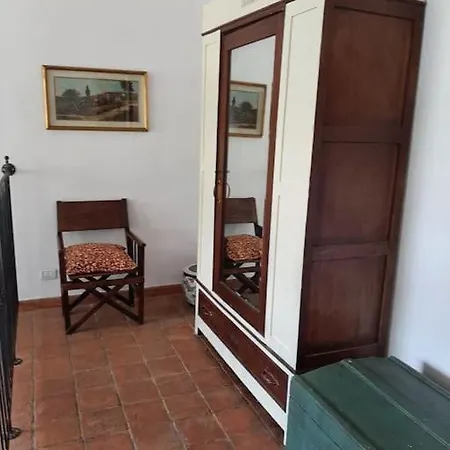 Vila Il Fienile In Toscana A Warm Interior Just A Few Minutes From The